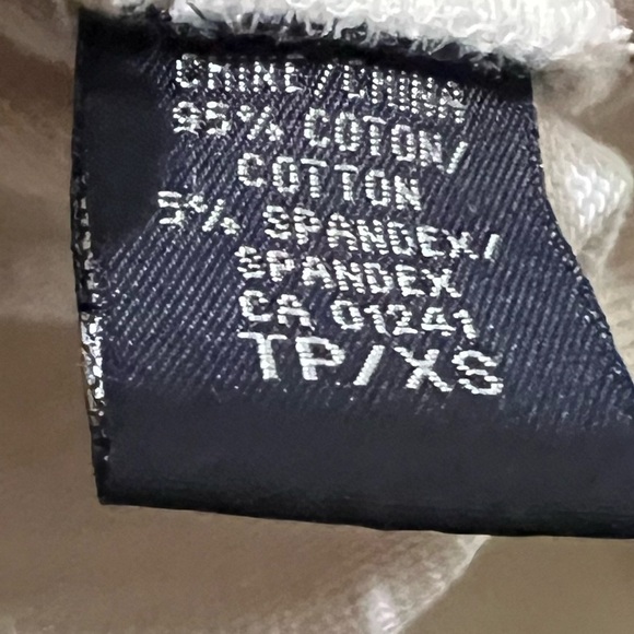 Twik XS Zip-Up Sweater – Cream & Purple Pattern - Picture 6 of 9